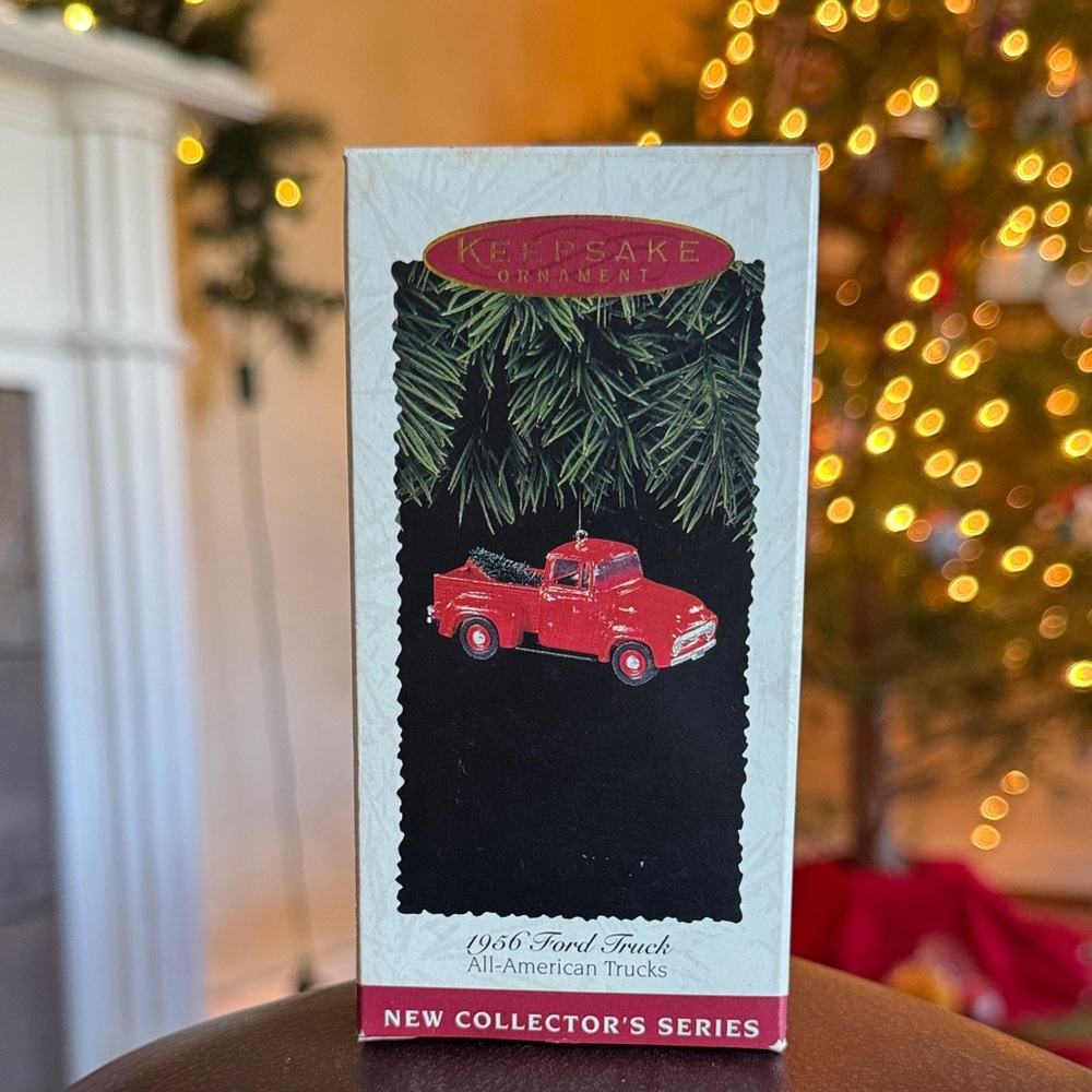 1995 First in Series! Hallmark Keepsake 1956 Ford Truck - All-American Trucks